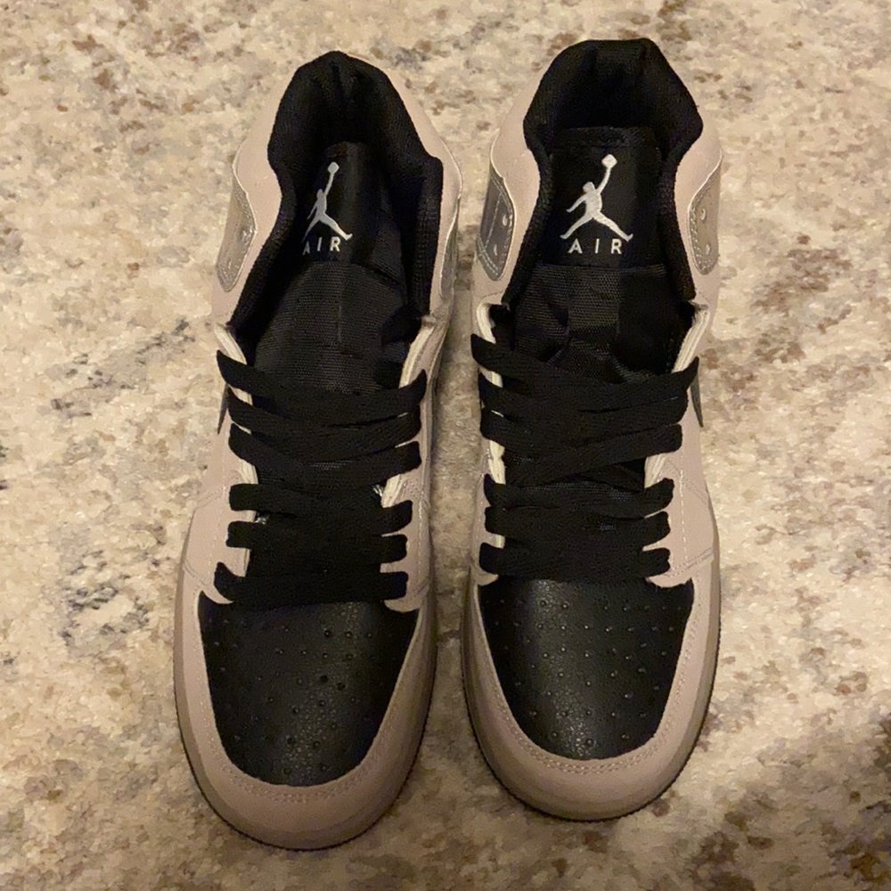NIKE Air Jordans